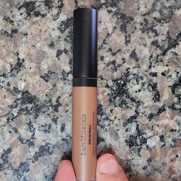 bareMinerals Original Liquid Mineral Concealer DEEP 6N new in box - Picture 6 of 8